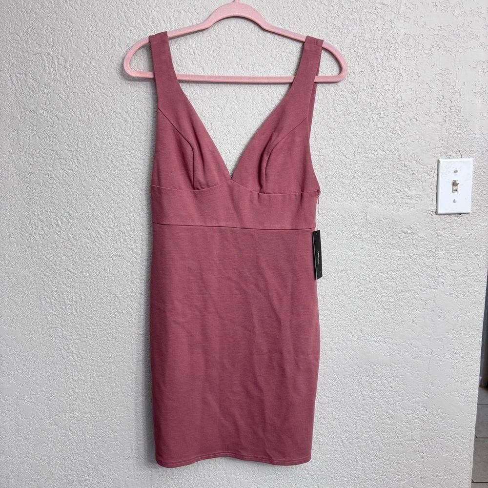 Lulu’s Mauve Bodycon Midi Dress NWT Size M
